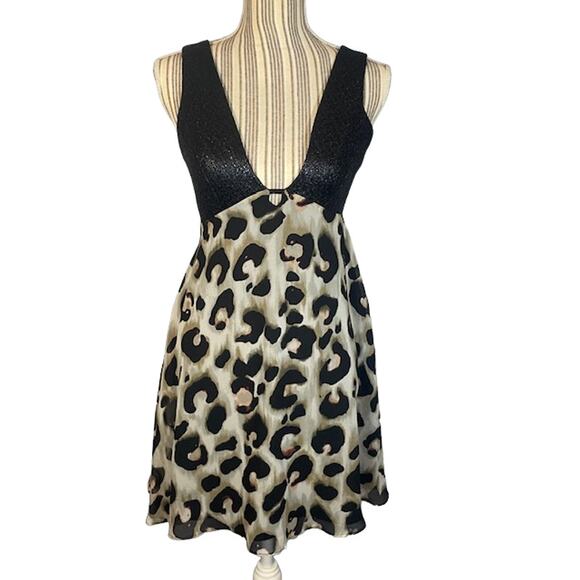 BCBGeneration Leopard Sleeveless Plunging Neckline Dress Women Sz 0 - Picture 1 of 11
